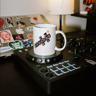 DENIMITUP - H Logo White Red & H Logo Black Mug - Gelas